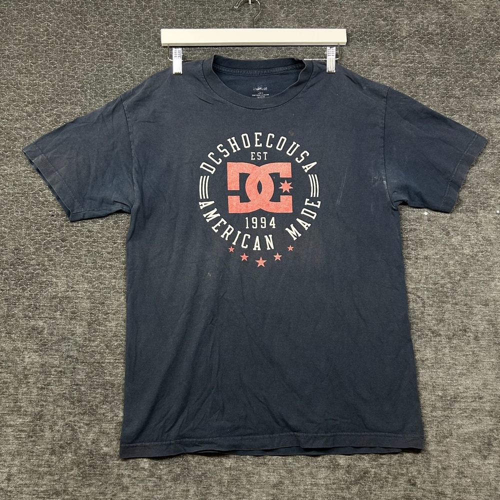 VTG DC Shoes USA T-Shirt Men's Navy Blue Logo Short Sleeve Graphic Tee - Large